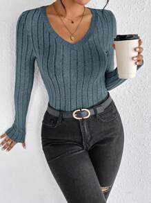 SHEIN Frenchy Camiseta básica de cuello en V acanalado unicolor para otoño