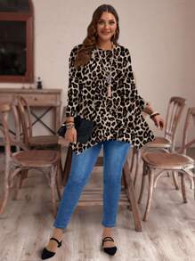 EMERY ROSE Plus Size Women Leopard Print Round Neck Loose Asymmetrical Hem 3/4 Sleeve T-Shirt, Suitable For Autumn/Winter