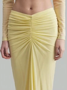Ontre New Year's Party 2pcs Set: Women's Business Casual Knit Fabric Twisted Design Stretchy Top And Extra Long Pleated Skirt, Cream Yellow Sexy Blouse With Twist Decor