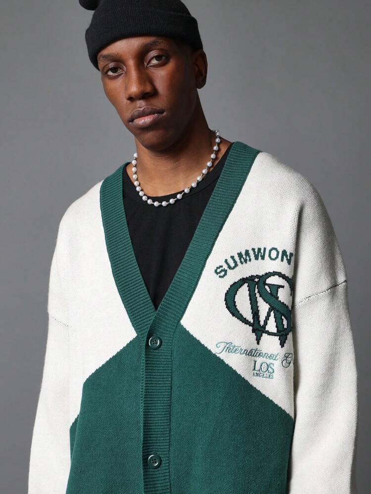 Sweter z dzianiny Varsity Letter z guzikami z przodu