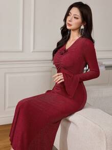 Modelyn Damen Langarm Rüschen 3D Blumen Raffung Kleid