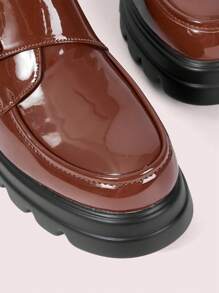 CUCCOO DOLLMOD Women's Outdoor Round Toe Platform Thick Bottom Smooth PU Black Casual & Party Hook And Loop Flats For Christmas And New Year Holiday Vibe Fall And Winter - Brown - View 3