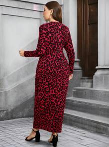 SHEIN Clasi 加大码多色豹纹深 V 领扭纹修身中长连衣裙，适合曲线优雅女性服装