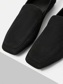 MOTF PREMIUM EENVOUDIGE BASIS COMFORTABELE MODE COMMUTE ZWARTE KUNSTSUÈDE LOAFERS MOCASSIN VIERKANTE NEUS PLATTE SCHOENEN VOOR KERST EN NIEUWJAAR VAKANTIE VIBE HERFST EN WINTER
