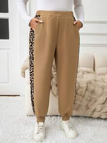 SHEIN LUNE Plus Size Leopard Patchwork Bolso Casual Calças de Moletom Barnfit Traje de Ação de Graças Feminino Ano Novo Traje Feminino