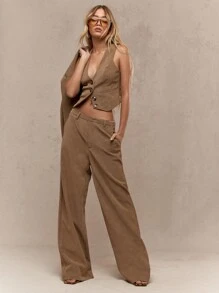 MISSGUIDED Designer Suede Button Up Vest Waistcoat Fitted Business Professional Office Sleeveless Outerwear Fall Winter Modern Classic Crop Top Tailored - Brown - View 4