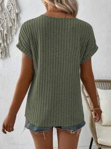 Wandoria Women's Plain V-Neck Batwing Short Sleeve Casual T-Shirt - Green - View 2