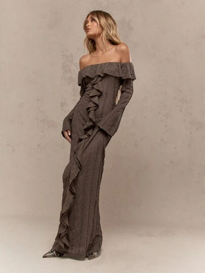 Robe Moulante Missguided Bardot Résille Volants - Taille UK 4 (nude, Avec Défaut Sur Zip)