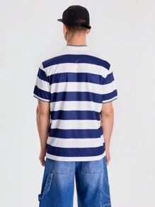 Musero Camiseta deportiva de manga corta con paneles de contraste a rayas, detalles de estampado gráfico, esencial para primavera y verano - Multicolor - Ver 5