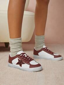 SHUZIA Zapatillas de moda casuales de mujer con slip-on, blanco y burdeos con estrellas - Multicolor - Ver 3