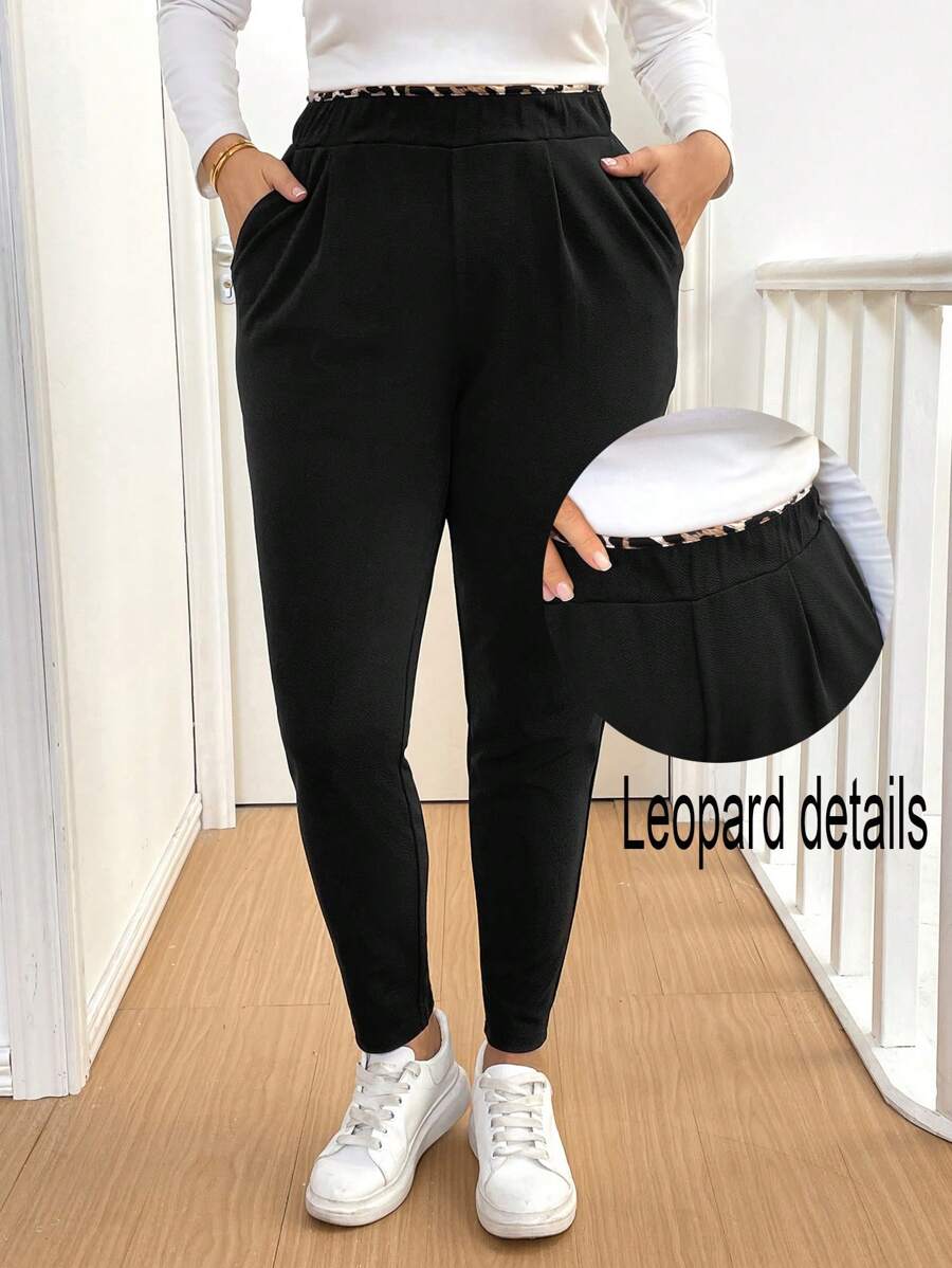 SHEIN Essnce Plus Size Women Jesień I Zima Moda Swobodna Wygodna Nadruk W Panterkę Przeszycia Elastyczna Talia Kieszeni Czarne Spodnie,Damskie Dół,Jesienne Ubrania Damskie,Spodnie Robocze,Ubrania Nauczycielskie,Spodnie Curv,Ubrania Biurowe,Biznesowe Swobodne Damskie