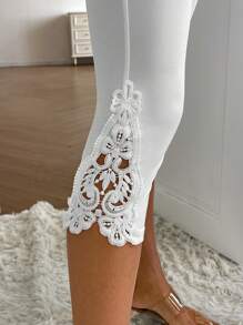 SHEIN LUNE Patchwork Lace Capris Leggings
