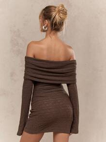 MISSGUIDED 露肩纹理迷你连衣裙，褶皱修身长袖，优雅晚宴派对秋冬时尚