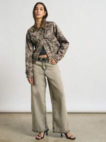 AiiRZ Classic Trucker Style Military Combat Camouflage Print Denim Jacket Fall Winter Distressed Outdoor Adventure Workwear Utility Fashion Statement Piece - Multicolor - View 5