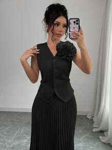 Chiquease 2pcs Set Women's Autumn 3D Floral Pattern Vest And A-Line Pleated Skirt Suit - Black - View 5