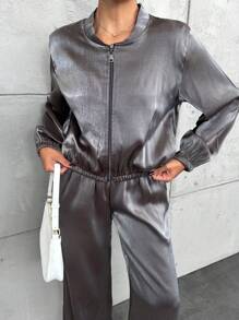 RueChic 两件套银色闪亮飞行员夹克和阔腿裤