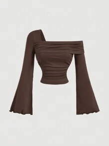 SHEIN MOD 女士橄榄绿不对称领口褶皱喇叭袖 T 恤，服装，机场女装，秋季服装，女士长袖，外出服装，冬季女装 - 咖啡棕 - 查看 1