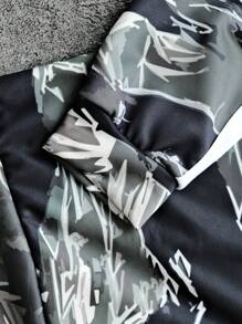 Manfinity EMRG Men Color-Block Letter Print Long Sleeve Hoodie And Sweatpants Set, Casual