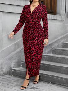 SHEIN Clasi 加大码多色豹纹深 V 领扭纹修身中长连衣裙，适合曲线优雅女性服装