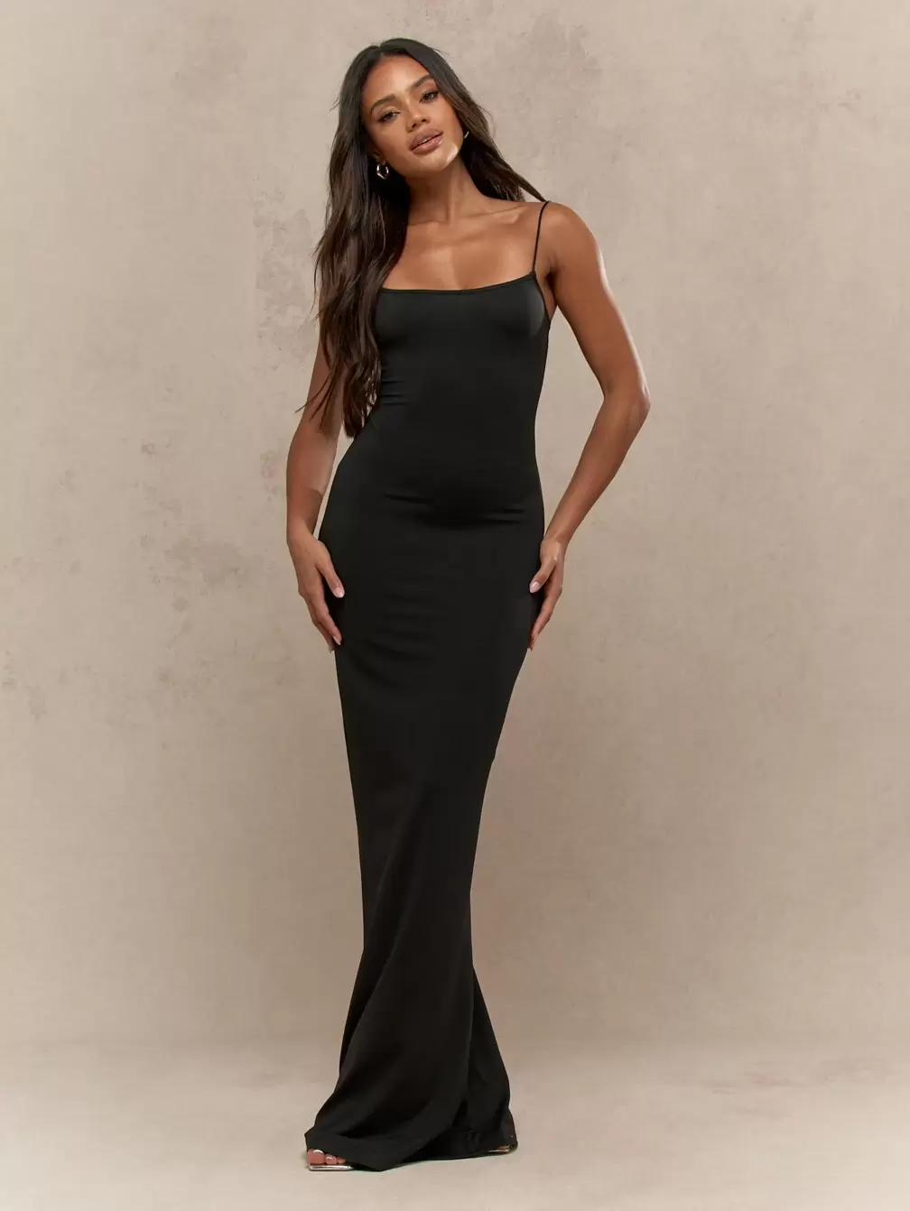 straight long dress designs MISSGUIDED Straight Neck Cami Maxi Dress With Floor Length Design｜MISSGUIDED