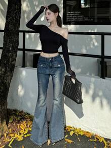 DAZY Women's Distressed Wash Pocketed Flared Leg Jeans - Medium Wash - View 10