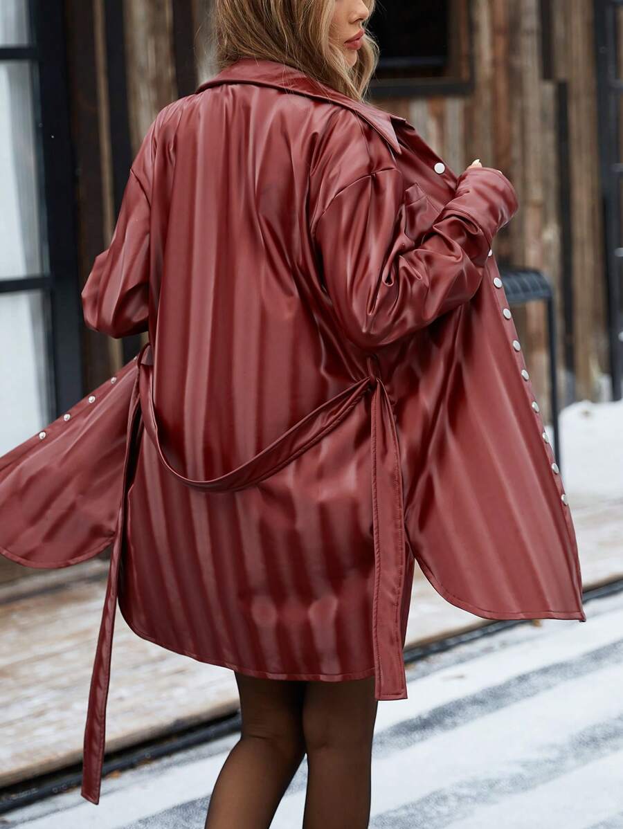 GENKIRA 法式亮面 PU 纽扣式腰带收腰女式长袖短款风衣外套，秋季 - 酒紅色 - 查看 1