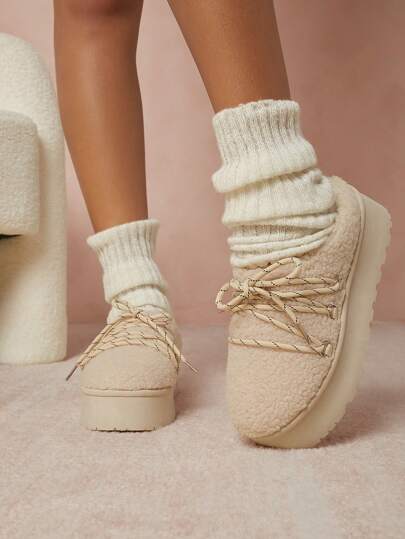 SHUZIA نساء وصنادل لحياة اليومية أنيقة مبطنة وفروية مربوطة بنسيج شانتي بُيْج لون سادة وقاع ثابت، لإطلالة عيد الميلاد والعطلات و الشتاء والخريف