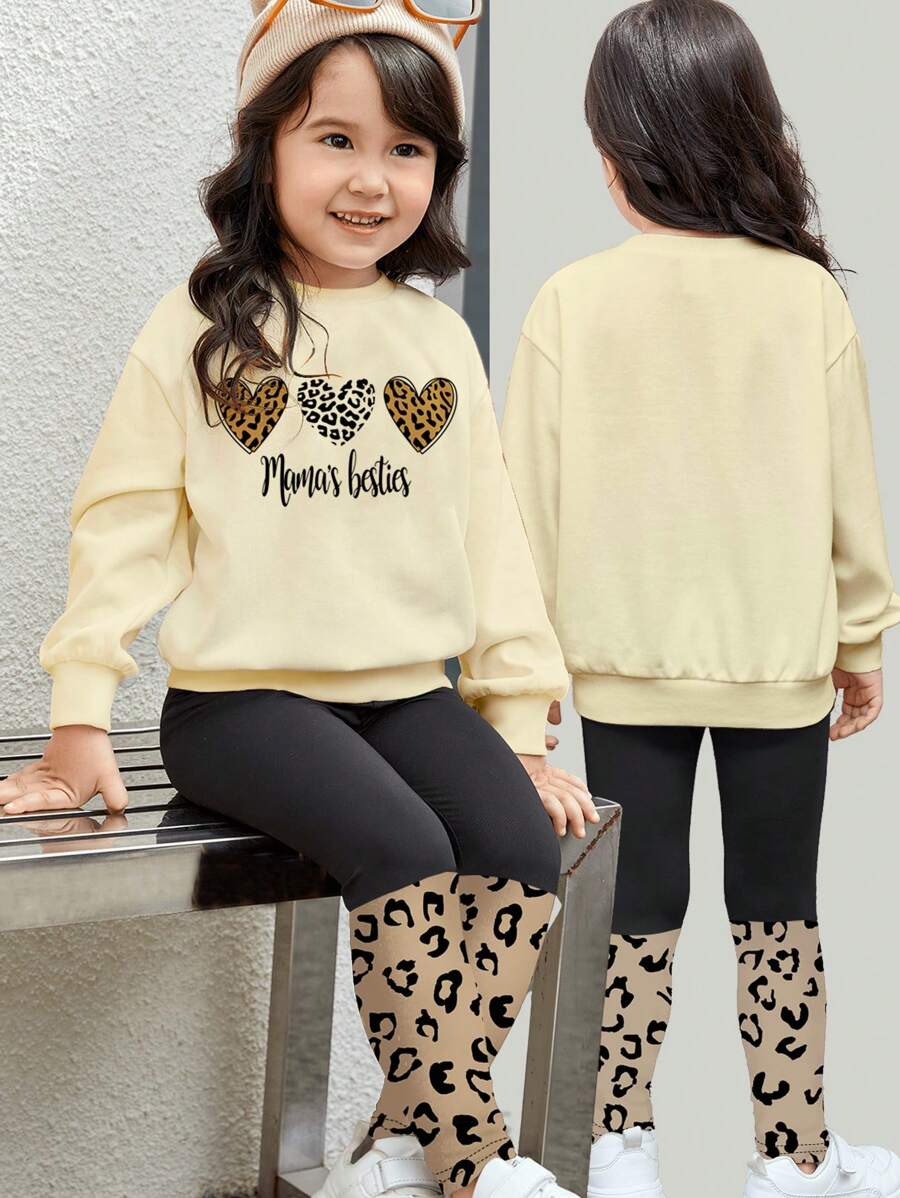 SHEIN Leap Crew 2 件年轻女孩心形豹纹休闲圆领长袖运动衫和紧身裤套装，适合秋冬季