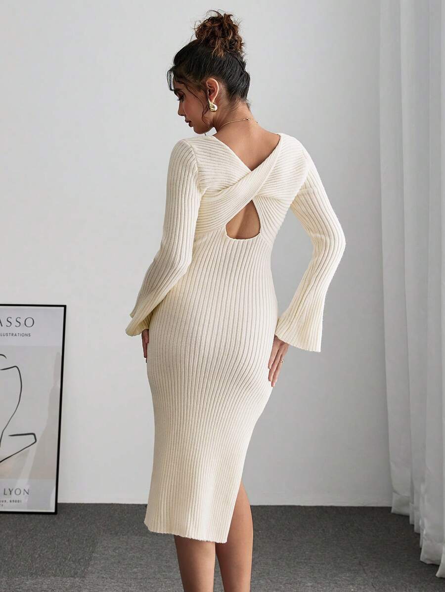 SHEIN Frenchy 女式优雅纯色扭纹后背镂空侧开衩修身毛衣连衣裙，秋季 - 杏色 - 查看 1