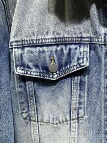 Manfinity Homme Áo khoác denim nam màu xanh đậm trơn cổ điển rộng rãi, mặc đi làm - Rửa tối - Xem 8