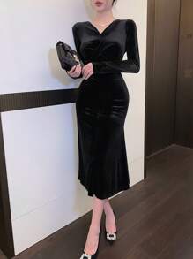 DAZY 1件女士纯色丝绒V领中长鱼尾连衣裙，秋季长袖连衣裙，舞会礼服，优雅女士连衣裙，新年晚礼服 - 黑色 - 查看 4