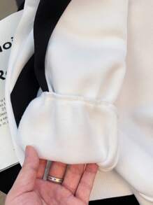 SHEIN 少女撞色字母印花宽松休闲卫衣，秋冬季款 - 黑與白 - 查看 6