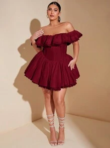 SHEIN BAE 大码褶皱蕾丝边露肩优雅连衣裙，甜美性感蕾丝，适合婚礼宾客、返校节、优雅早午餐、生日派对等场合。 - 酒紅色 - 查看 1