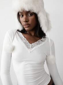 TRNVIE 1pc Women'sSimple V-Neck Lace Patchwork Long Sleeve Tight Fitted T-Shirt, White, Versatile Christmas & Winter Wear For Spring Outfit
