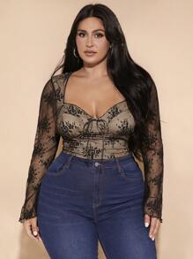 SHEIN BAE Plus Size Women Sweet And Sexy Lace Ruffle Trim Crop Top, Suitable For Party, Date And Luncheon - Black - View 4