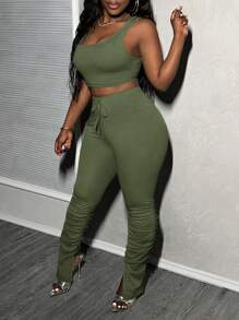 Slaydiva Bộ đồ đi chơi giản dị mùa hè áo crop top cổ tròn màu xám và quần dài ôm xẻ gấu nhún - xanh quân đội - Xem 3