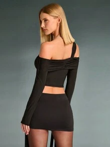 SHEIN BAE Parte superior corta de un solo hombro calada y de unicolor sexy para mujeres, otoño