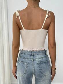 Chiquease Áo ba lỗ ren nhún bèo gợi cảm dễ thương độc đáo, áo crop top bó sát hở lưng dành cho nữ - Màu be - Xem 2