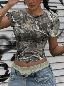 SHEIN EZwear Vintage Retro Withered Branch Camouflage Print Short Tight-Fitting T-Shirt, Summer - White - View 3
