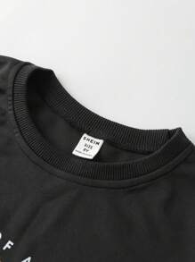 SHEIN Explorewe Cậu bé Tween Đồ họa Chữ cái Áo thun & Sọc trang trí Quần short - màu đen - Xem 7