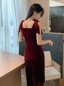 DAZY 女士丝绒中长款派对连衣裙，秋冬优雅婚礼女装红色女装圣诞鸡尾酒会礼服 - 酒紅色 - 查看 2