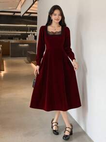 DAZY 1 pièce Robe en velours bordeaux à manches longues avec col carré et dentelle contrastée pour femmes, nouvelle robe maxi pour le Nouvel An - Rouge foncé - Voir 7
