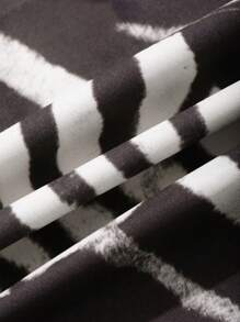 DAZY 1pc Women Casual Allover Print Mid-Length Skirt, Suitable For Autumn