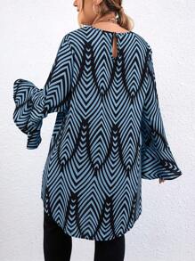 Calvaya Plus Size Asymmetric Hem Geometric Print Frill Trim Long Sleeve Shirt