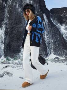 GENKIRA 高级时尚休闲女士嵌花字母 V 领开衫，女士冬装超大毛衣 - 藍色 - 查看 2