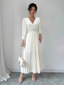 Selianne Women Fashion Elegant And Charming V-Neck Waisted Full Body Pleated Solid Color Long Sleeve Dress - Apricot - View 3
