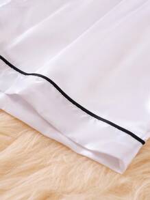 Trzyczęściowy zestaw piżamowy dla nastolatek - zawiera krótkie spodenki, długie spodnie i kardigan z krótkim rękawem z tkaniny satynowej