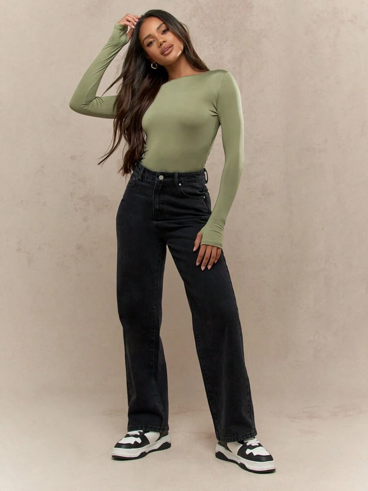 MISSGUIDED Fitted Long Sleeve Seamless Basic Top With Thumb Holes Classic Form Fitting Modern Essential Fall Casual Wear Winter Layering Piece