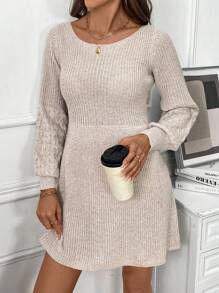 SHEIN Clasi Vestido de mujer tipo línea A con cuello redondo, no selectivo, decoración de muñeca, vestido de punto para otoño/invierno, ropa de invierno para mujer, vestido de punto