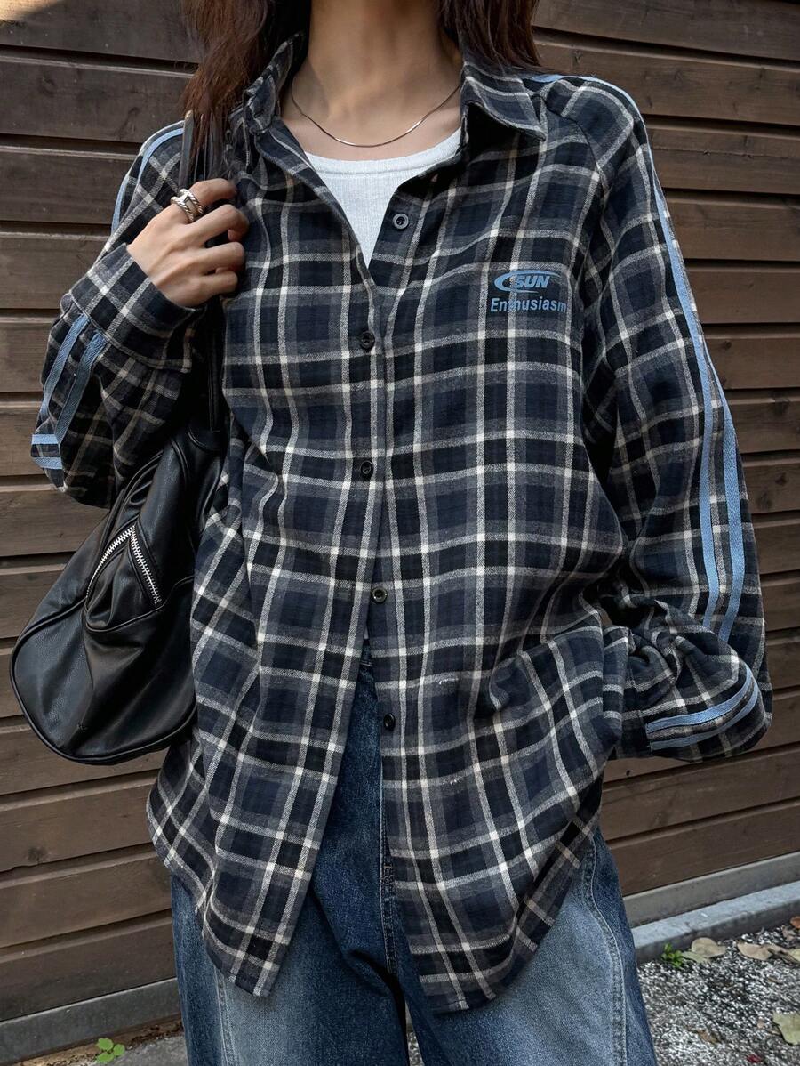 DAZY 女式纽扣前口袋格子宽松印花衬衫，休闲，秋季服装，法兰绒女式长袖上衣 - 藍色 - 查看 1